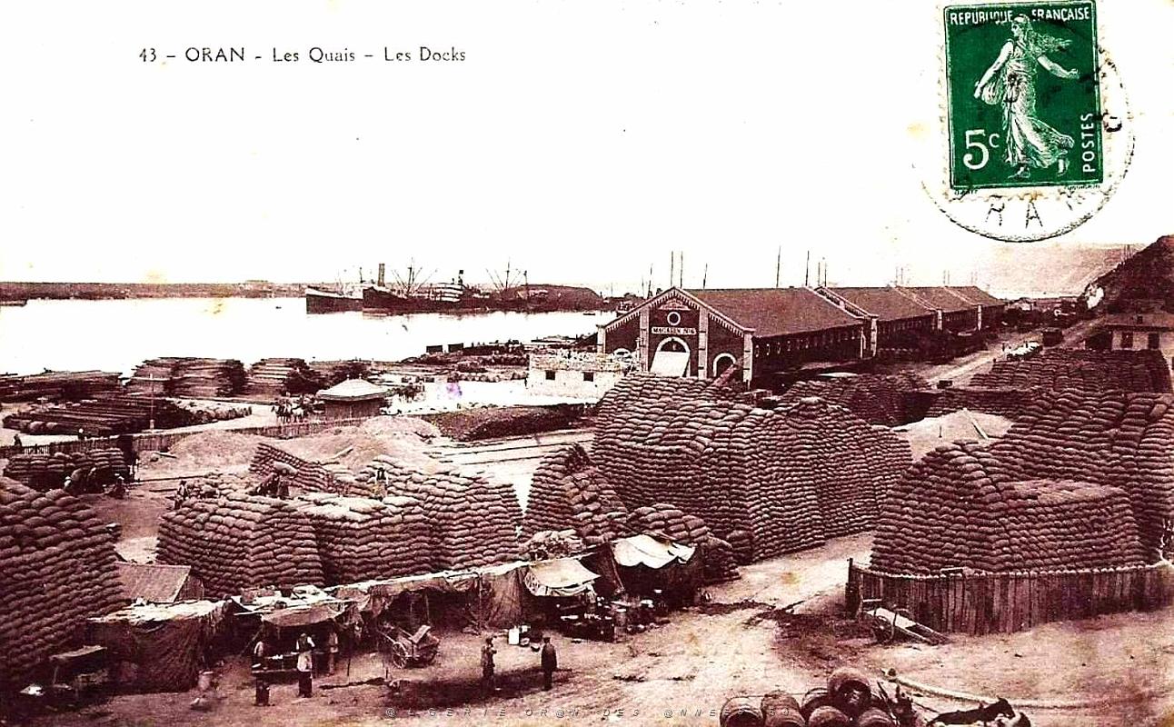 Oran - Les Quais - Les Docks.jpg